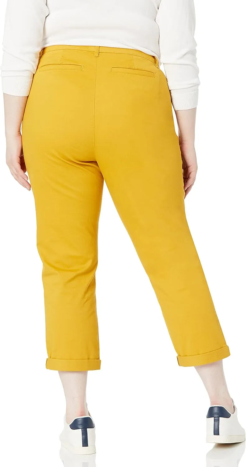 Amazon Essentials Women's Mid-Rise Slim-Fit Cropped Tapered Leg Khaki Pant (Available in Plus Size)