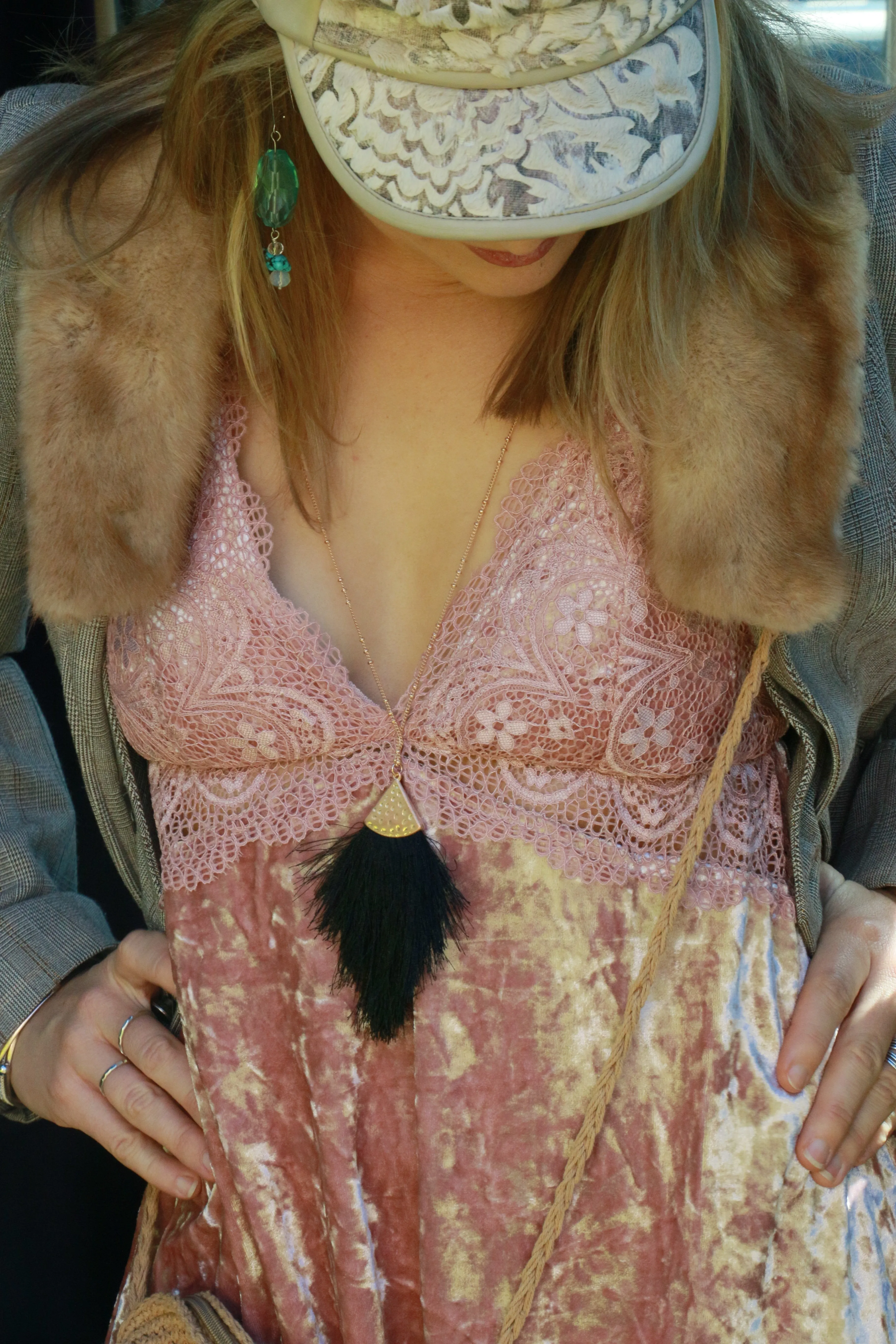 Black Fringe Burst Necklace