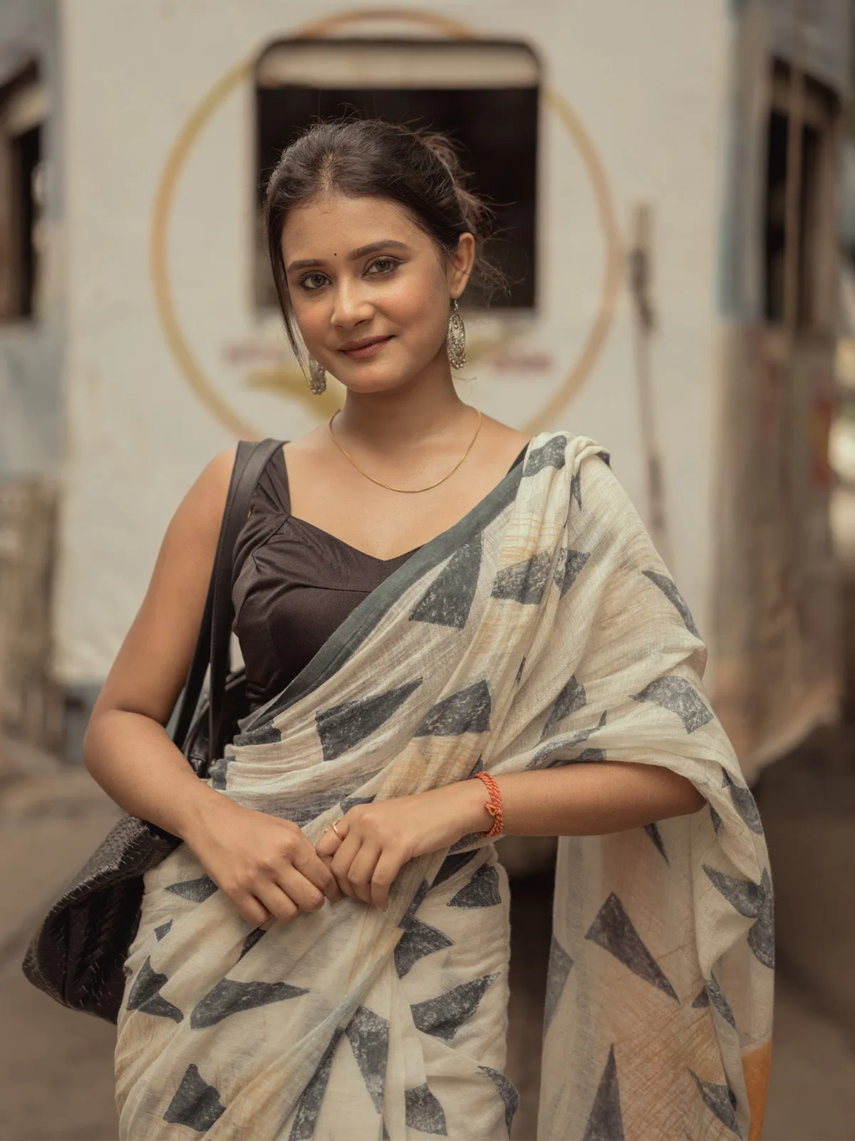 Geometry triangle saree