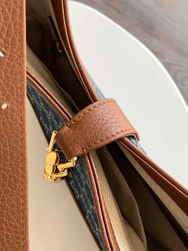 Gucci   Luxury Bags  1044