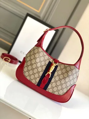 Gucci   Luxury Bags  1051