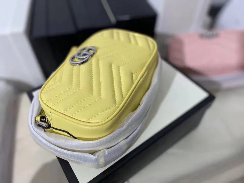 Gucci   Luxury Bags  1171