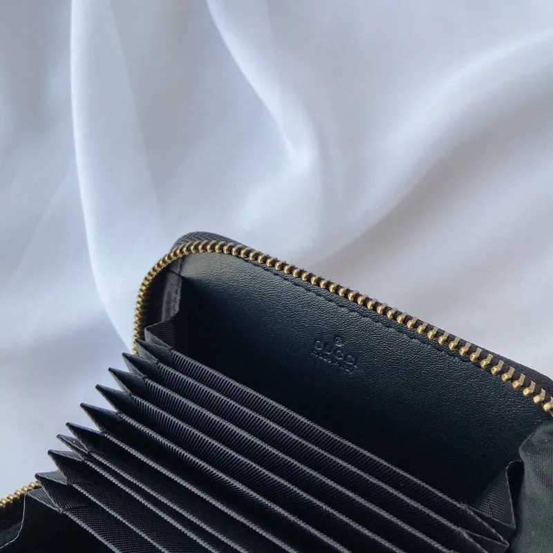 Gucci   Luxury Bags  1346