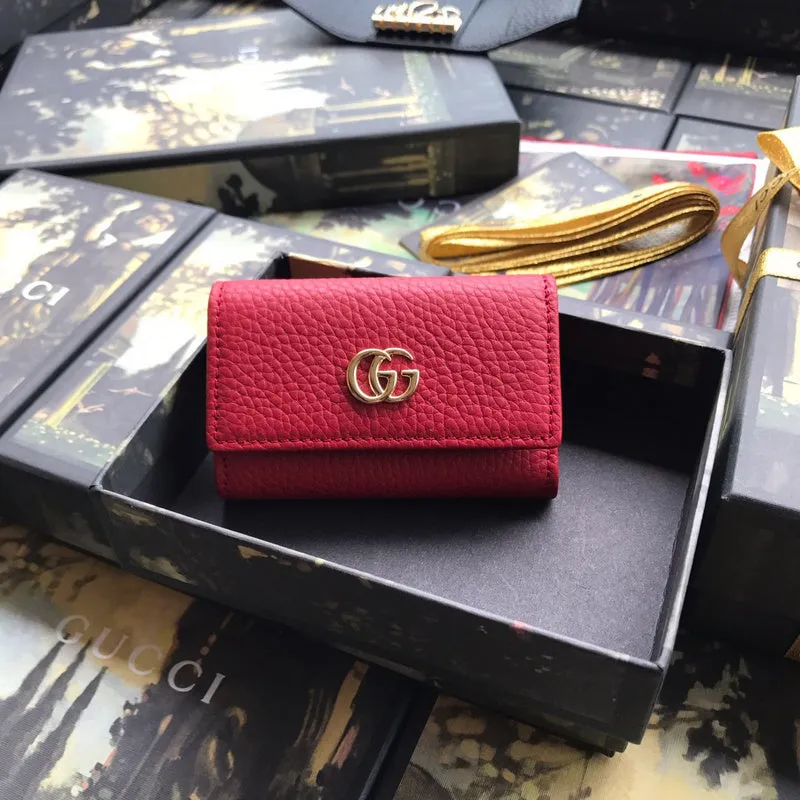 Gucci   Luxury Bags  908
