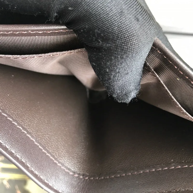 Gucci   Luxury Bags  948