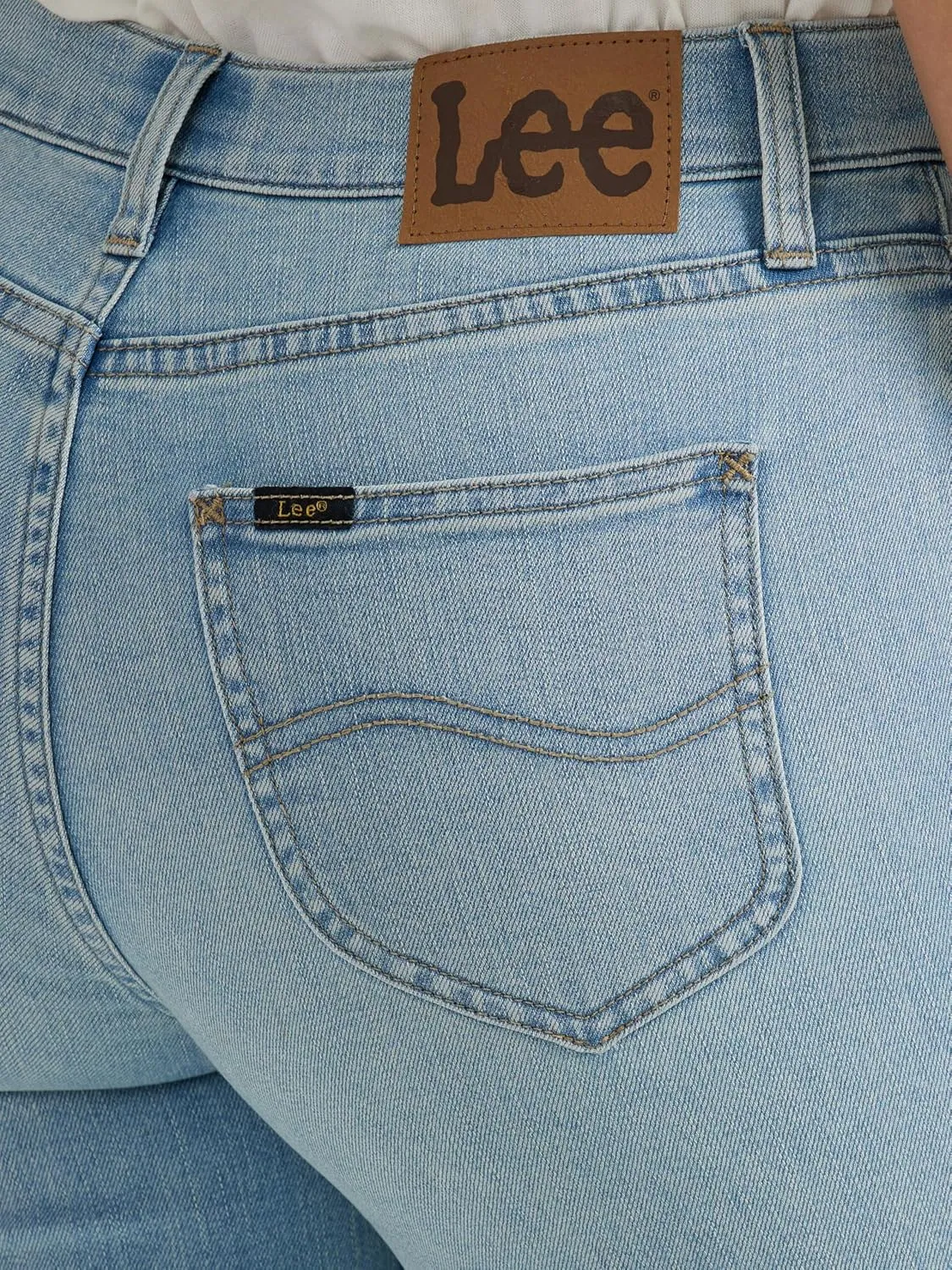 Lee womens Legendary 23 Capri Jean