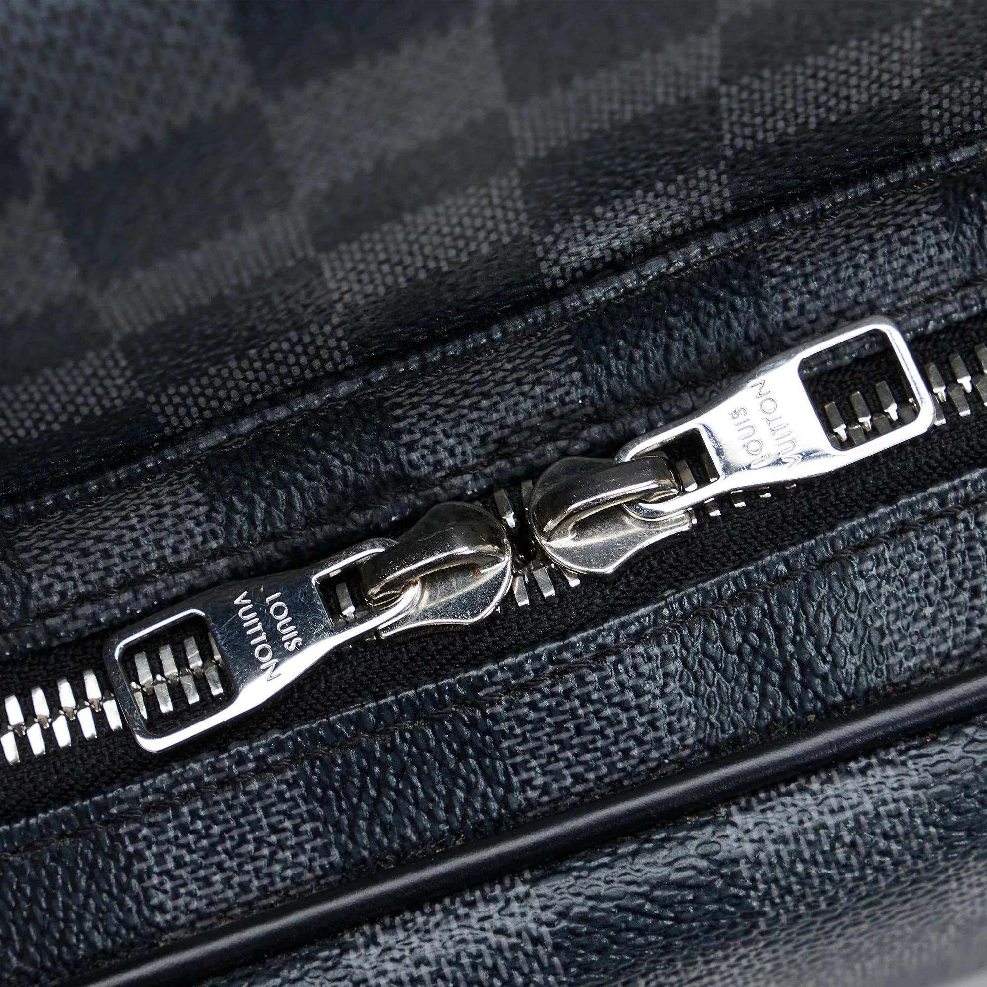 Louis Vuitton Damier Graphite Sac Leoh (SHG-bGHcou)