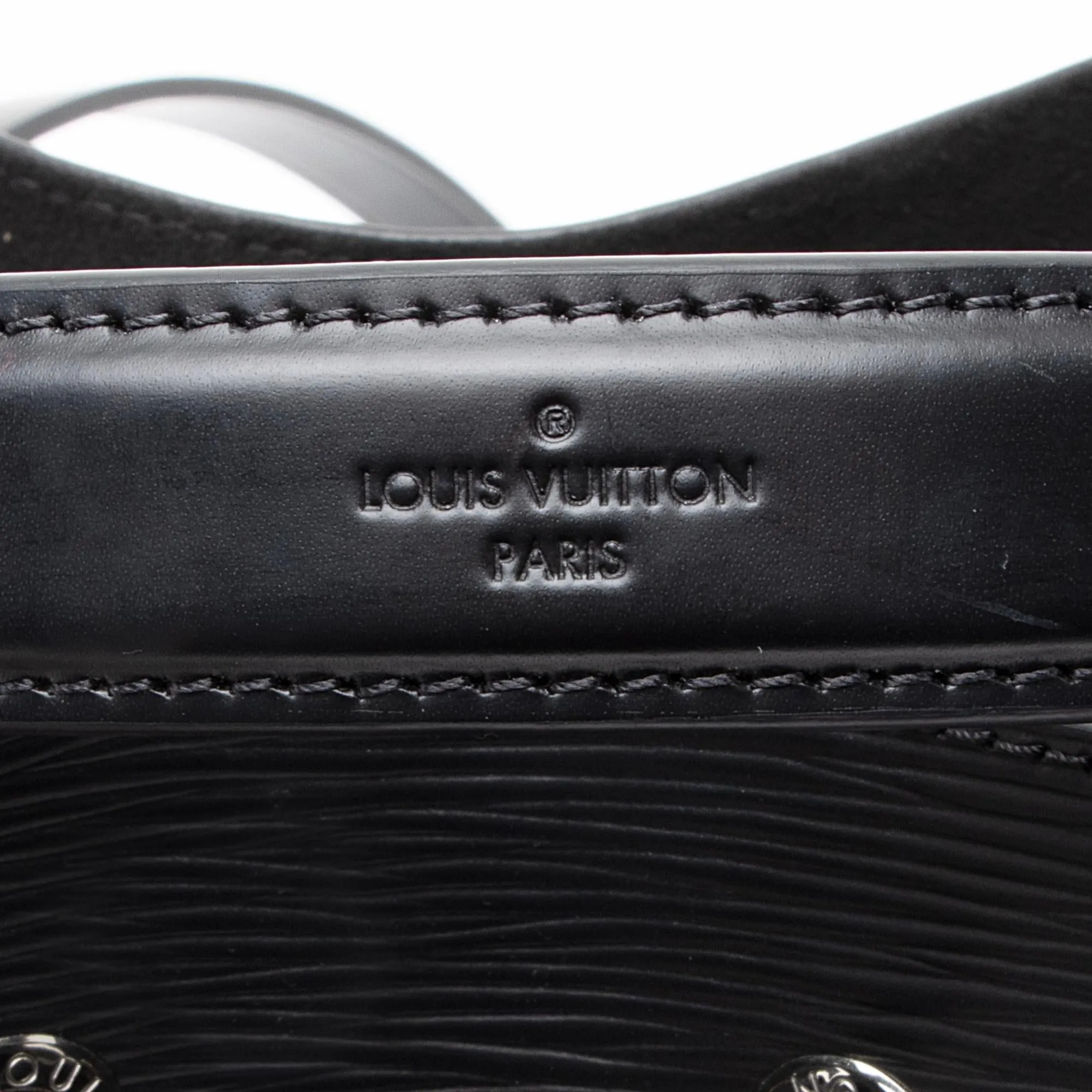 Louis Vuitton Epi Leather Neonoe Shoulder Bag (SHF-23154)