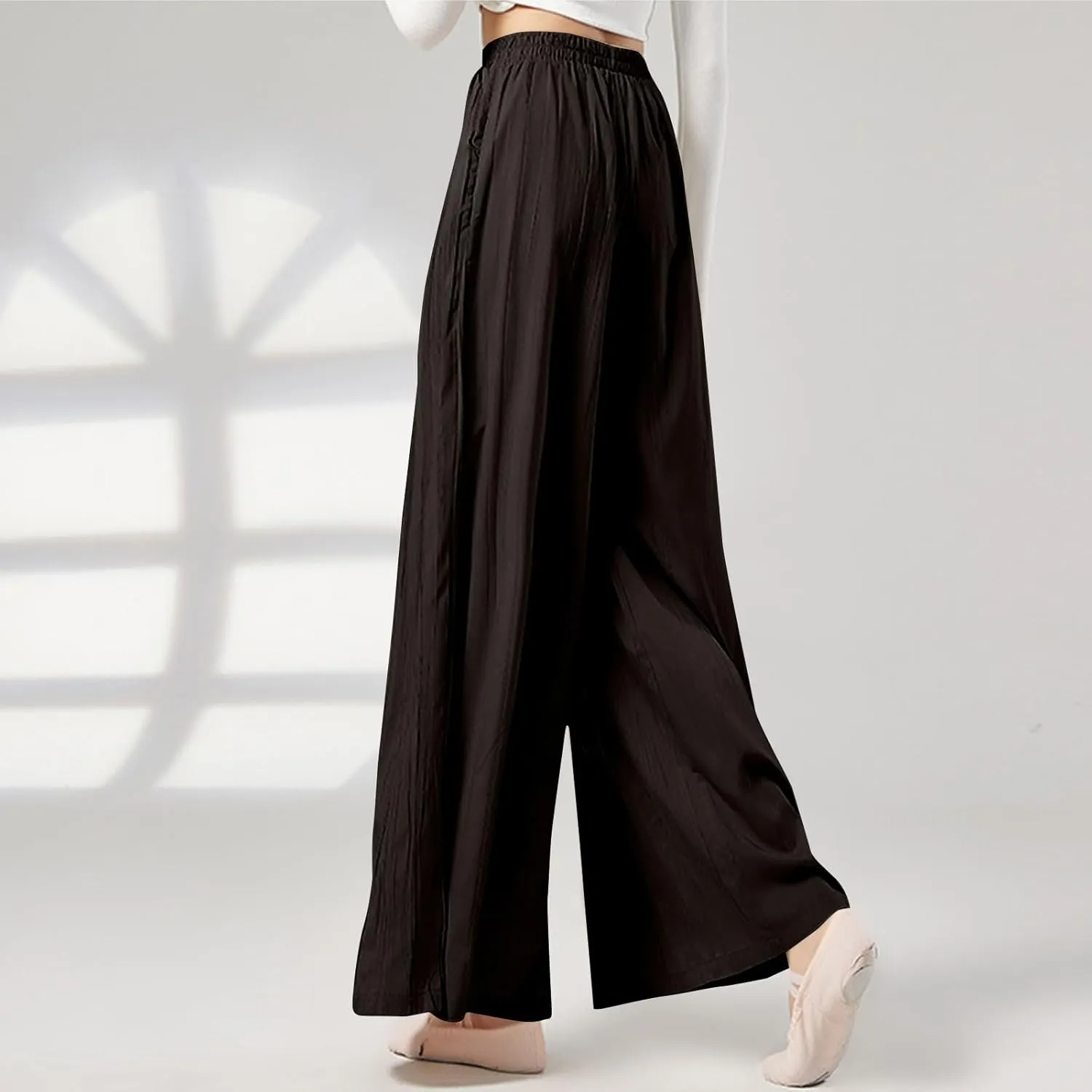 Sweatpants Women Pleated Wide Leg Pants with Pockets Casual Elastic Waist Cotton Linen Straight Leg Pants