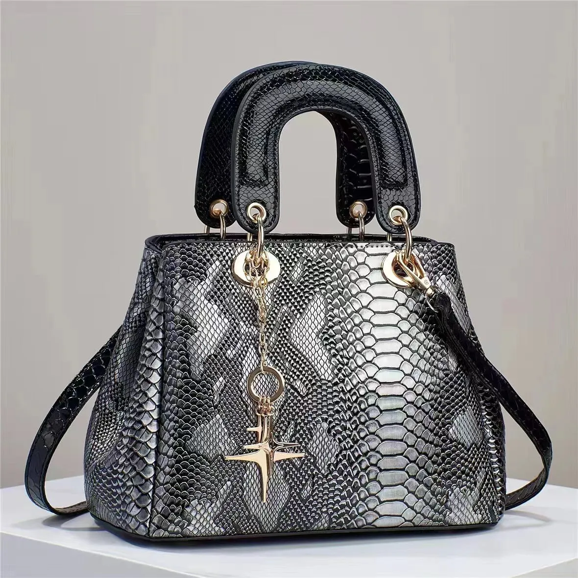 Women's Fashion Crocodile Pattern Shoulder Bag