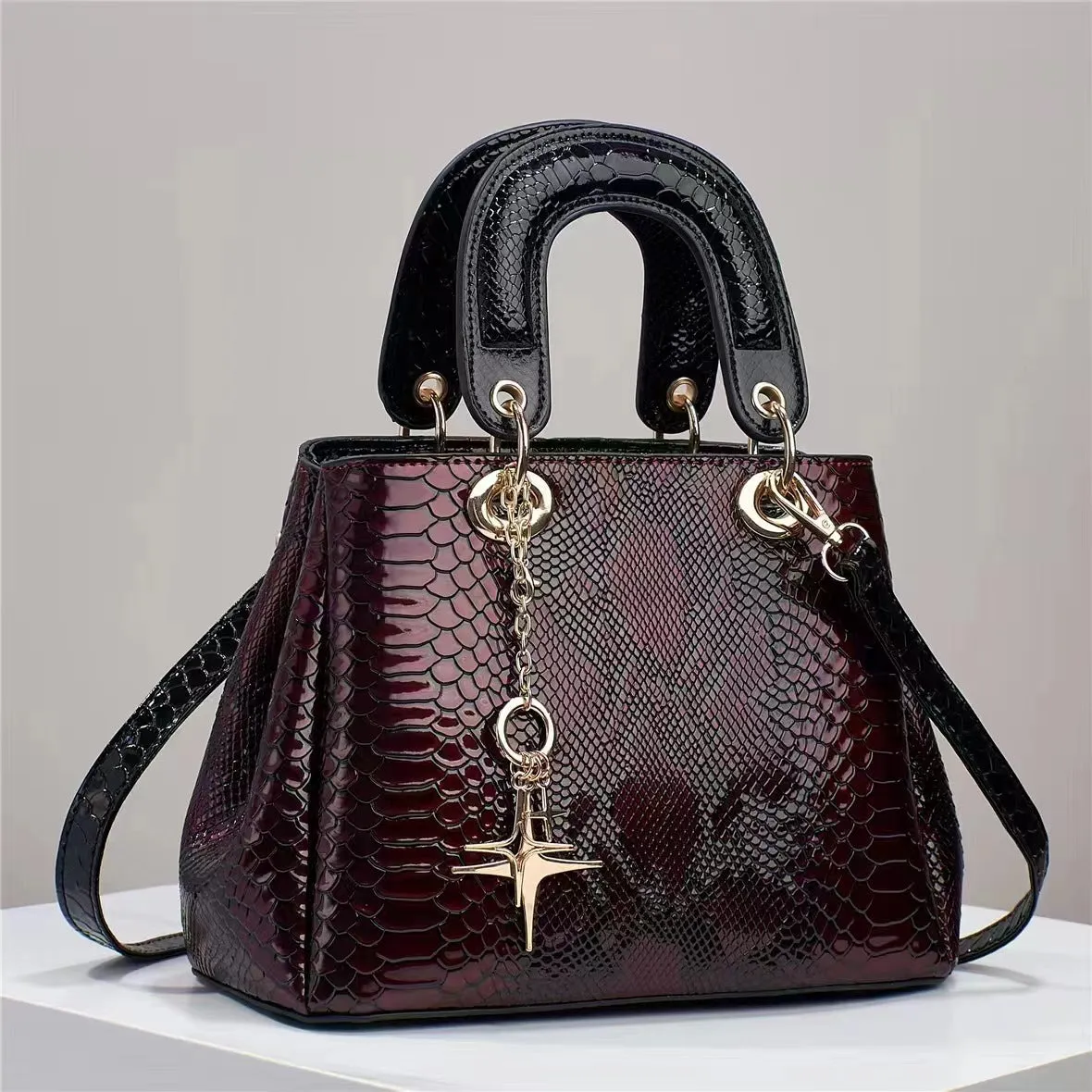 Women's Fashion Crocodile Pattern Shoulder Bag